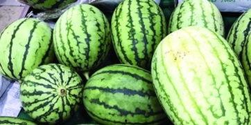 围观吃瓜图片大全,围观瞬间，笑料百出